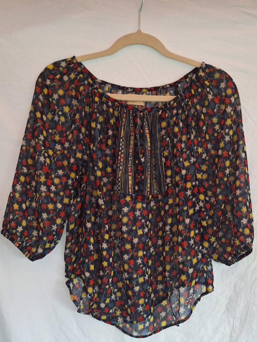 Hollister Sheer Dainty Floral Peasant Blouse XS Boho 3/4 Sleeve Navy Top